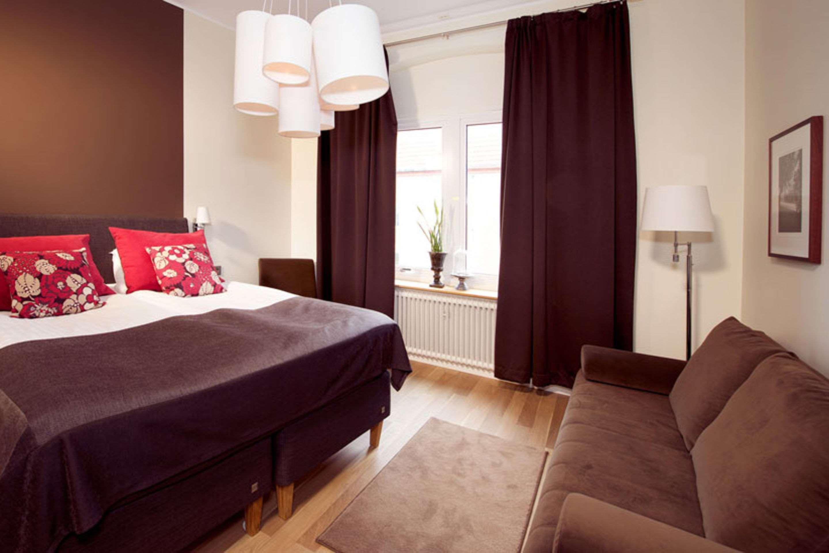 האלמסטד Home Hotel Norre Park מראה חיצוני תמונה