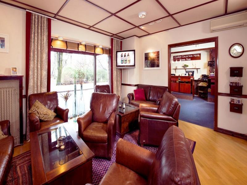 האלמסטד Home Hotel Norre Park מראה חיצוני תמונה
